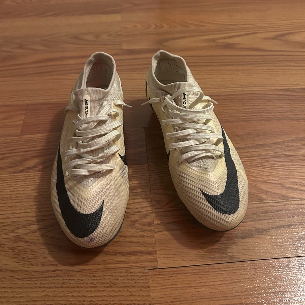Nike Cream and Black Soccer Cleats Mecurials